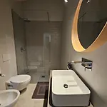 아파트 Modern Loft A Few Stops From The Center 밀라노